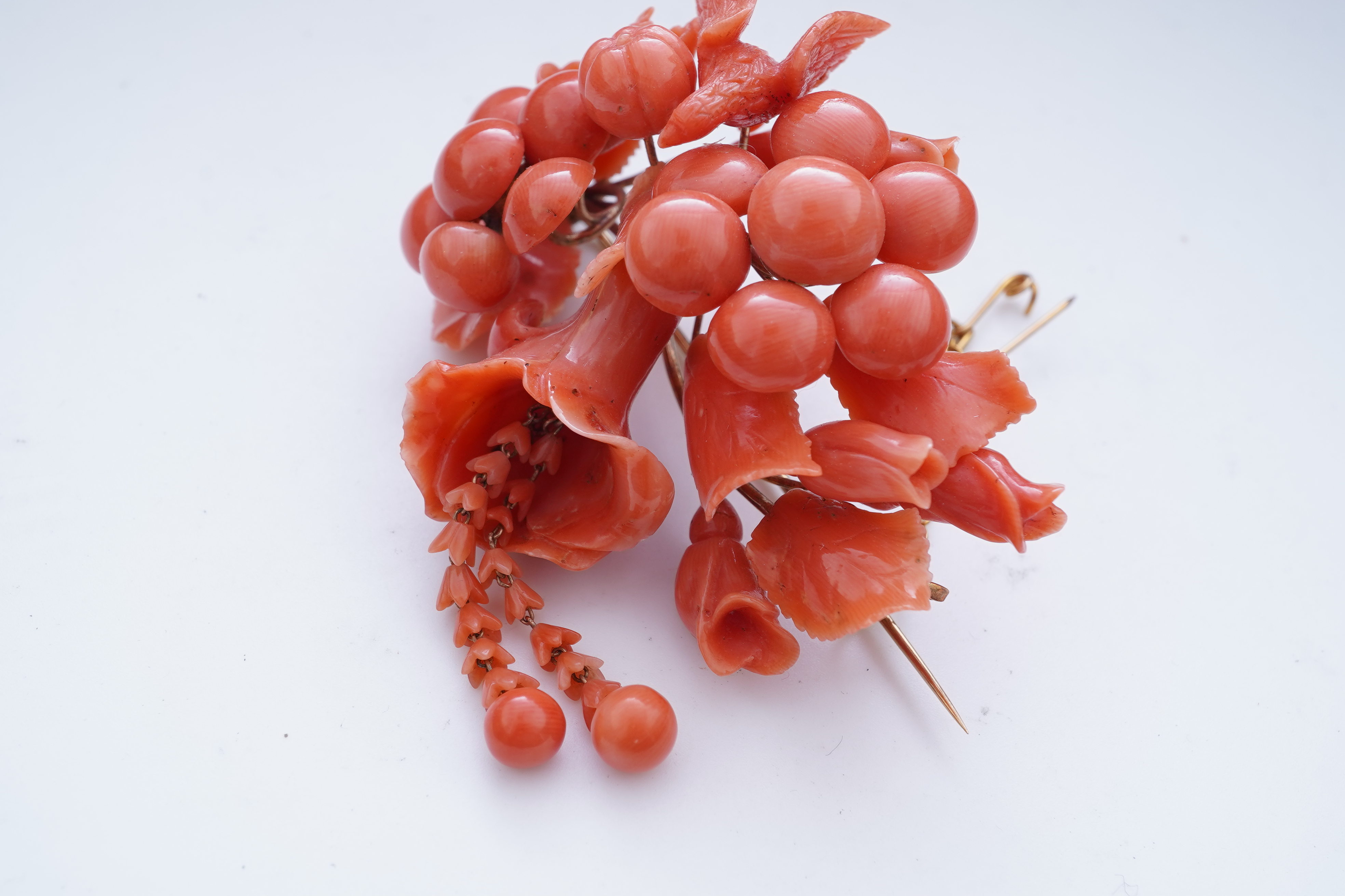 A rare coral brooch, Italy, mid 19th century